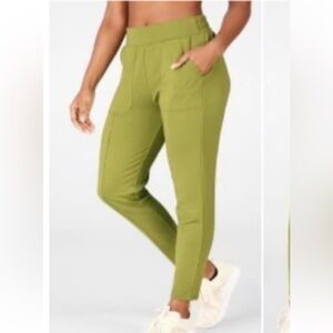 FABLETICS | Gemma Jogger Sweatpants in Green Basil Women’s Size Medium